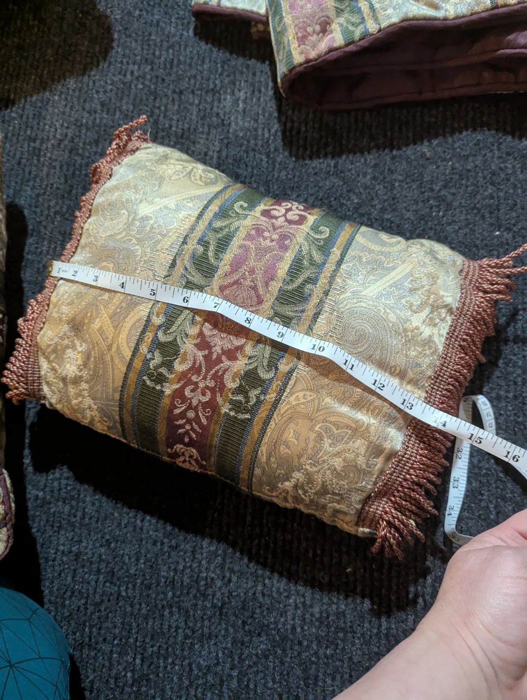 Croscill Decorative Pillow Set image indicator(8)