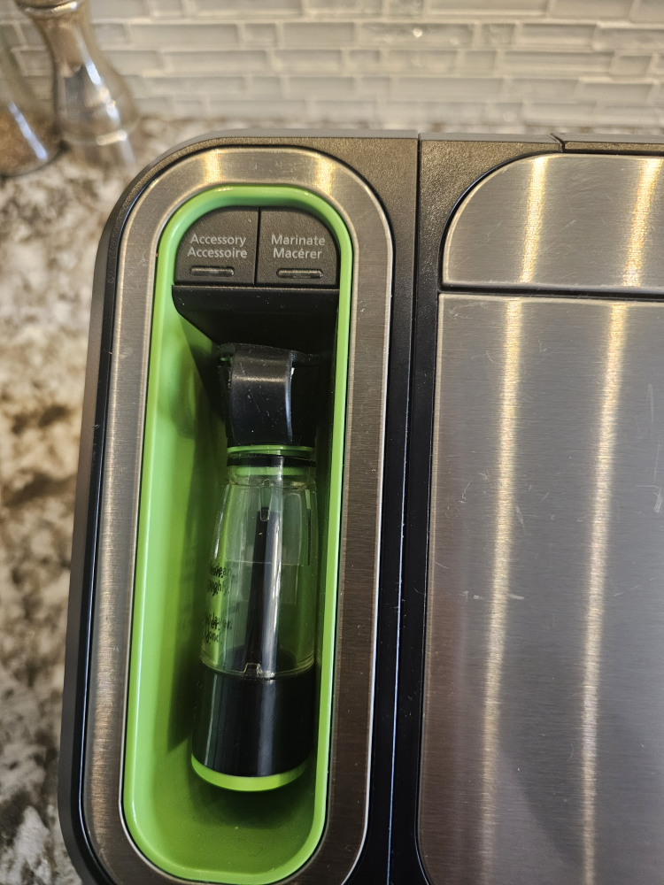 FoodSaver Vacuum Sealer - photo 3