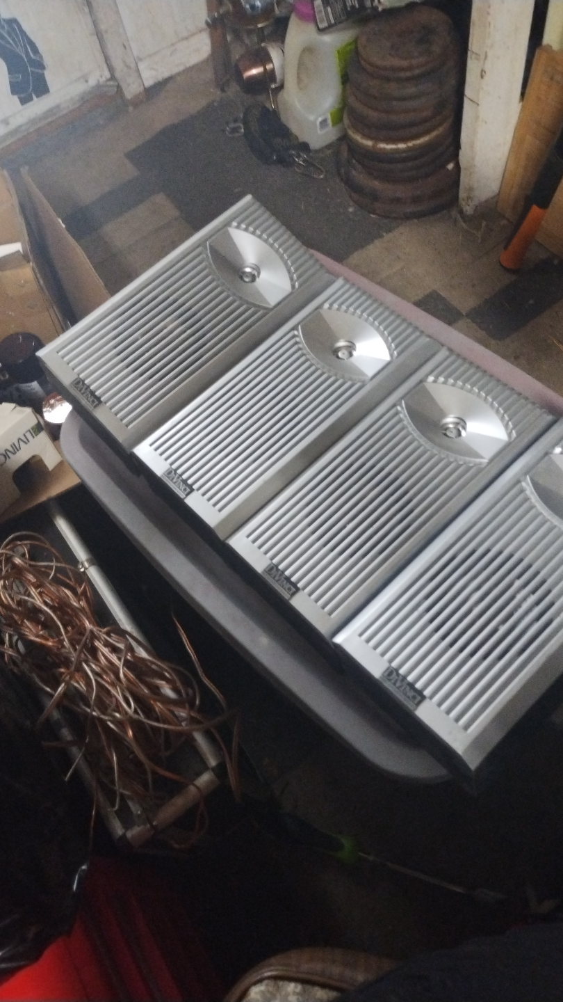 DaVinci speaker set