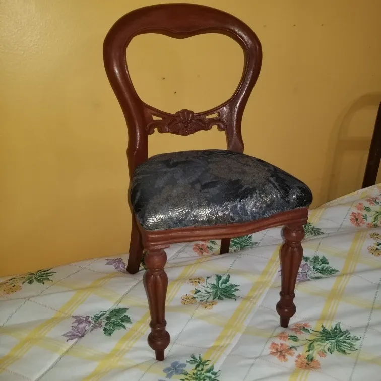 Wood reproduction Flute Leg Style Dutch Dining Chair image indicator(3)