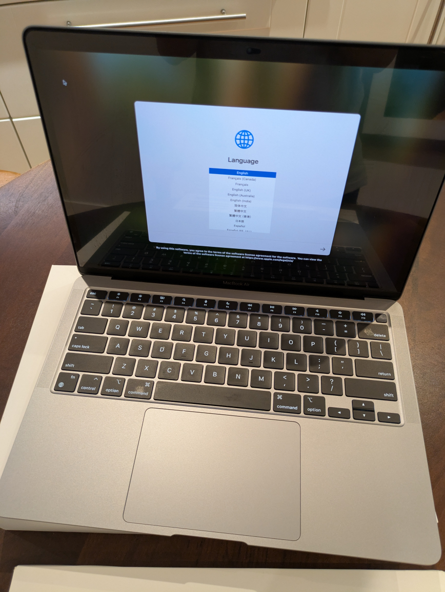 MacBook Air M1 (13.3”, Space Grey) - 100% Battery Health - photo 3
