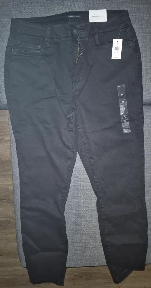 High Rise Curvy Jegging Color Black - Size 12 thumbnail