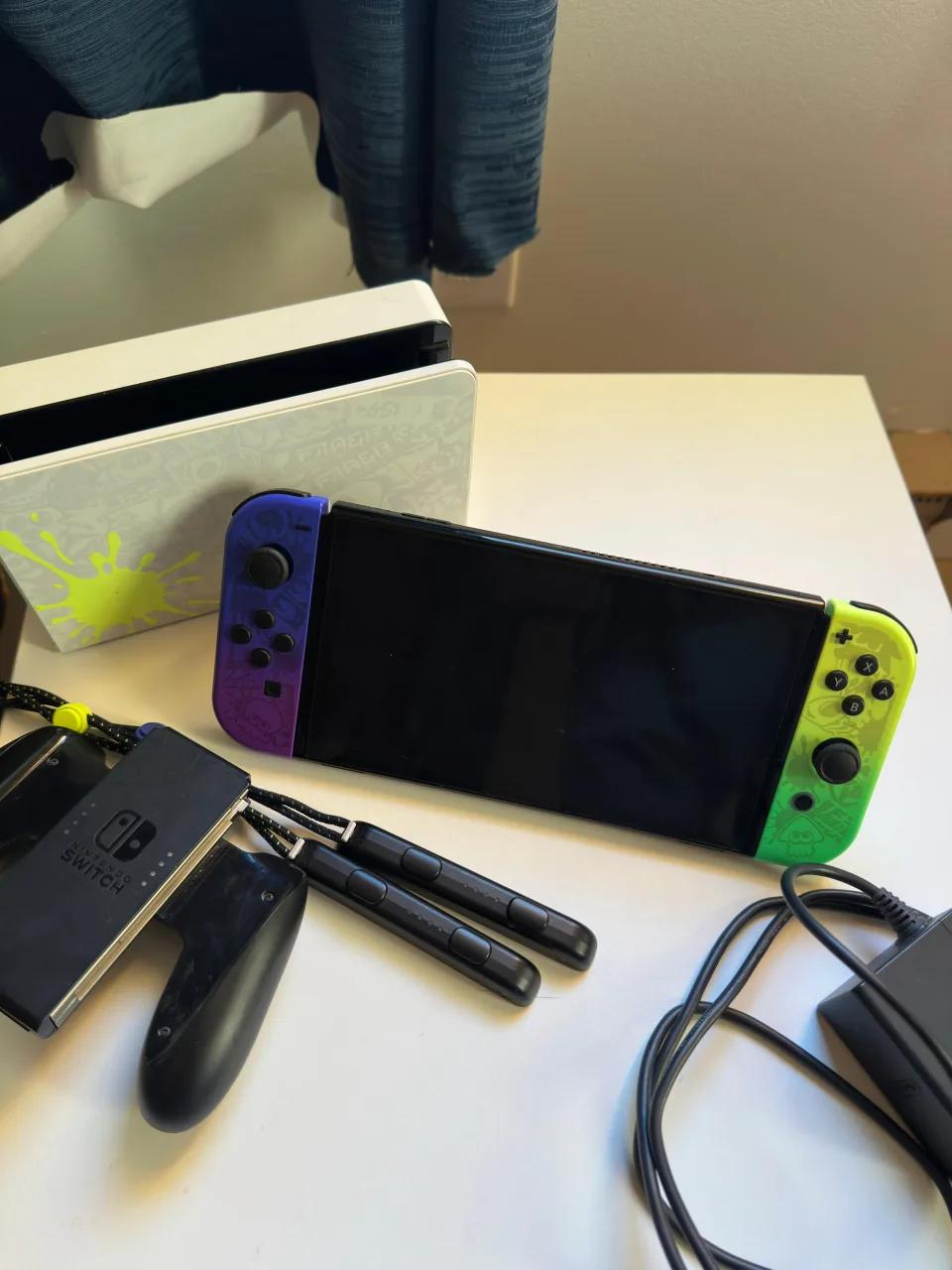 Nintendo Switch Splatoon 3 Edition thumbnail