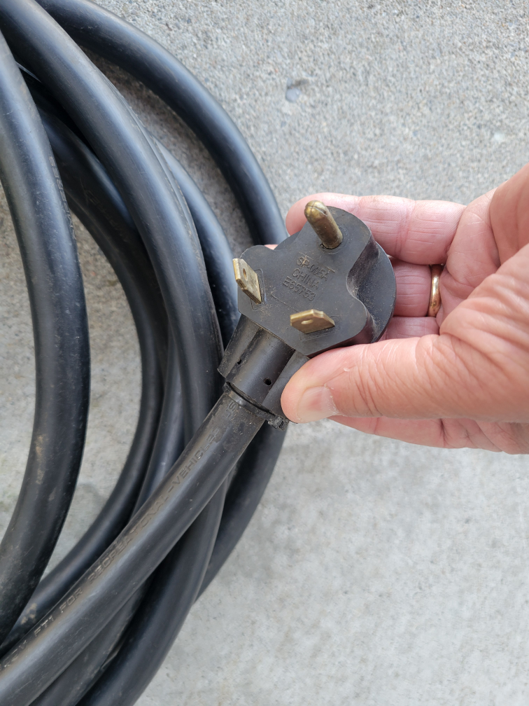 Heavy-Duty RV Extension Cord. 25ft. Like new. - photo 2