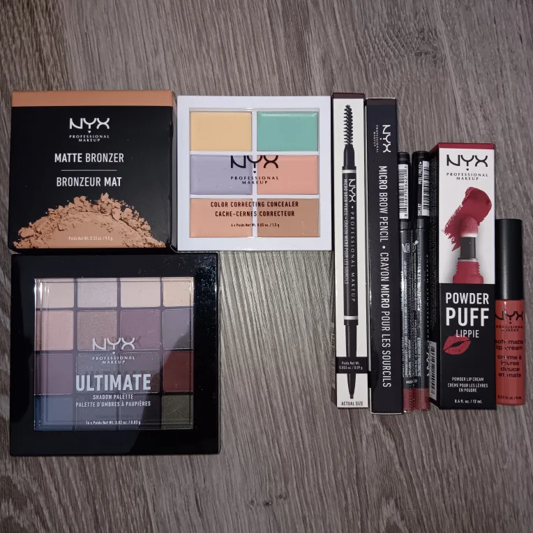 NYX Cosmetics Makeup Bundle thumbnail