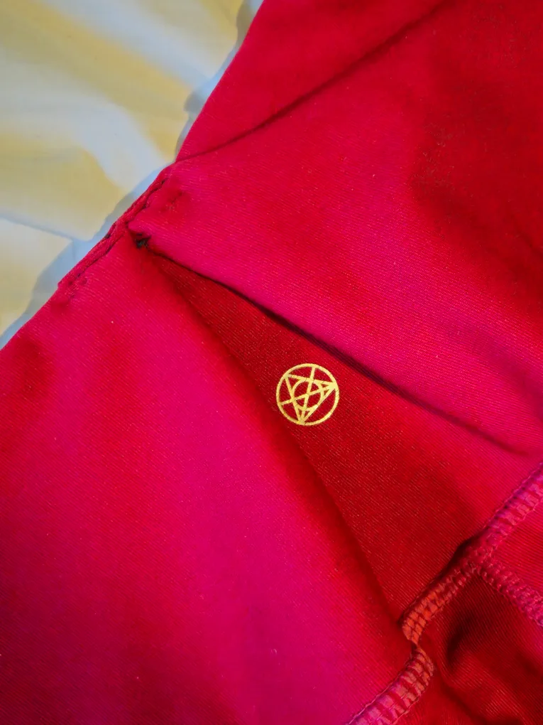 Tesla Large Yoga Pants - Red image indicator(3)