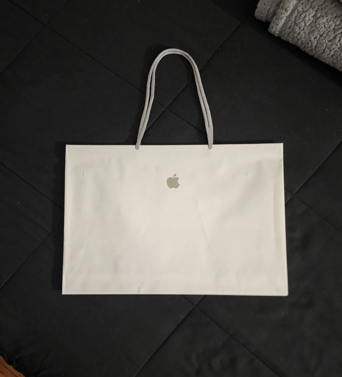 MacBook Air BOX + BAG ONLY image indicator(5)