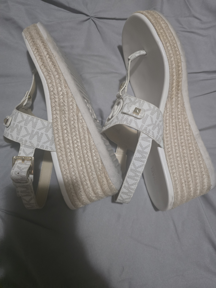 Michael Kors White Wedge Sandals - photo 3