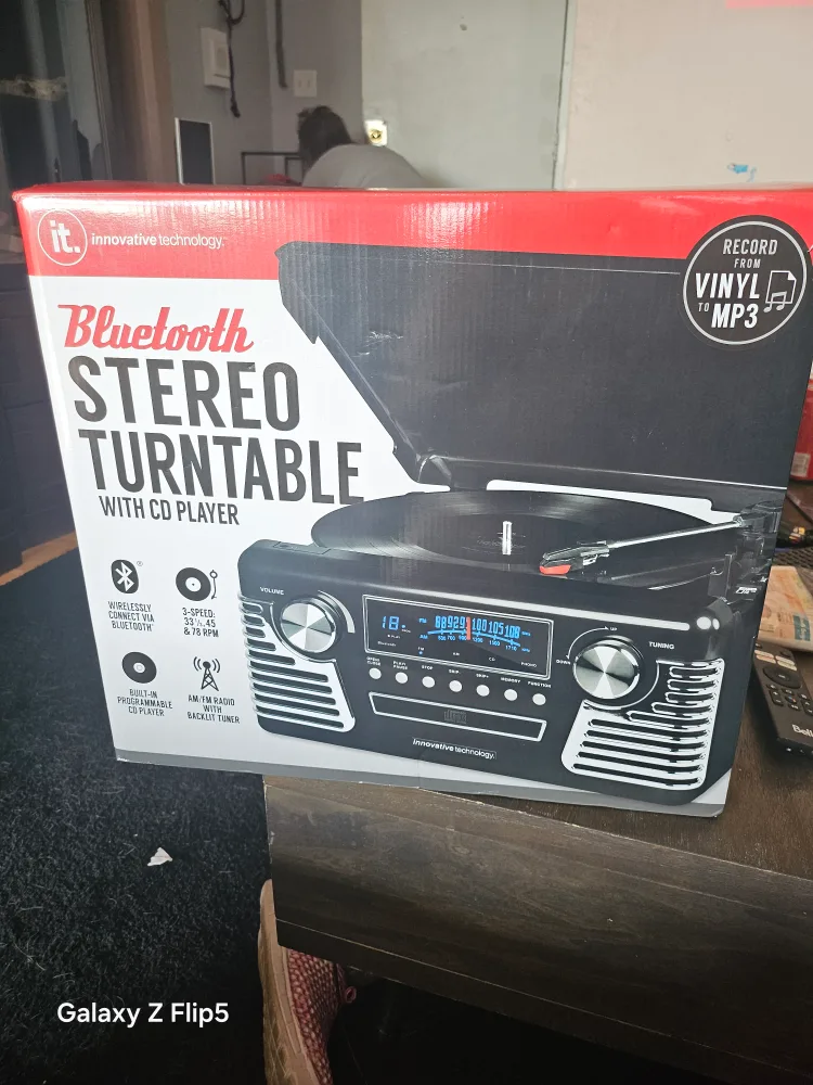 IT Bluetooth, MP3, CD, Radio, Turntable 🥕 thumbnail