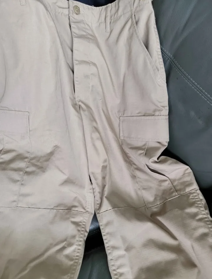 Cargo pant image indicator(7)