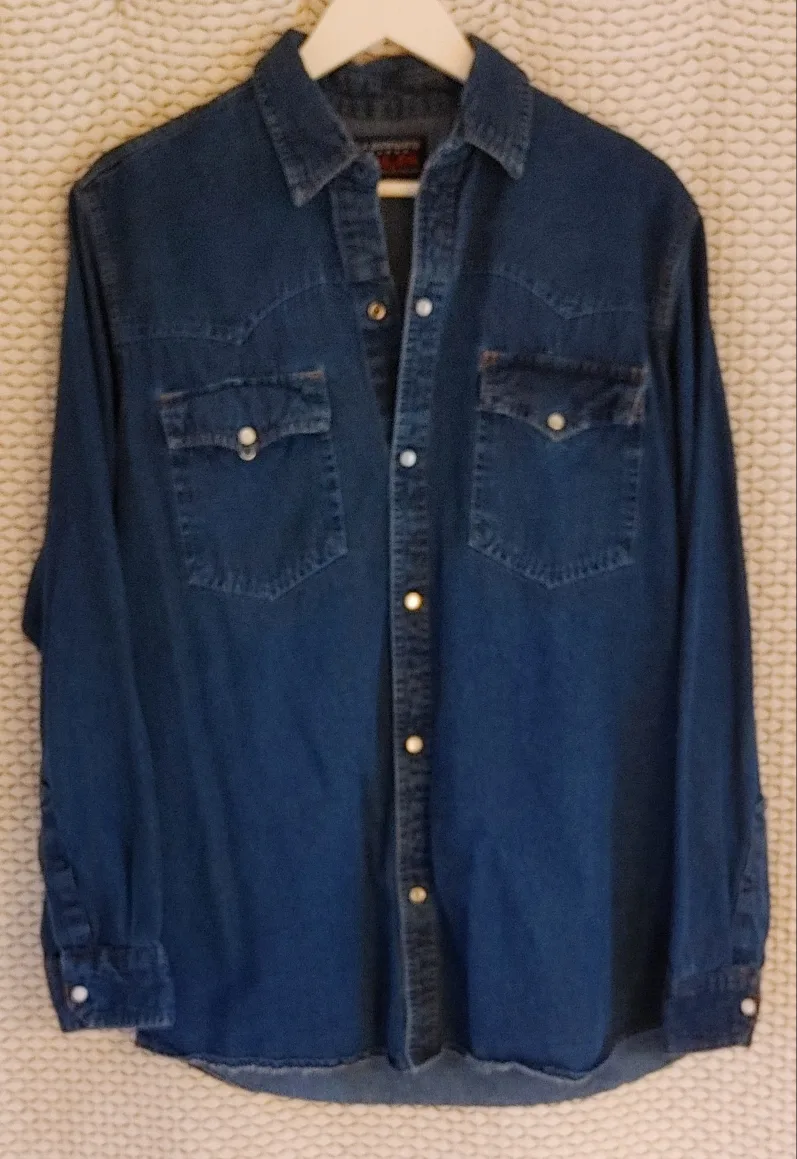 La Bodeguita Yales Denim Shirt thumbnail