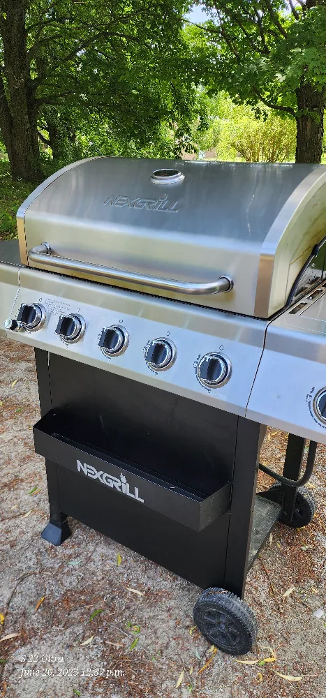 Nexgrill BBQ 5-Burner Propane image indicator(2)