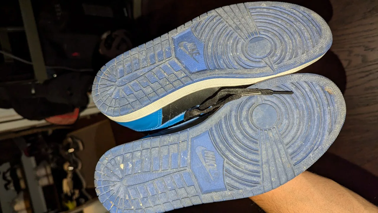 royal 1s 2017 size 9 image indicator(5)