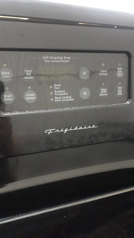 Frigidaire Electric Oven - photo 4