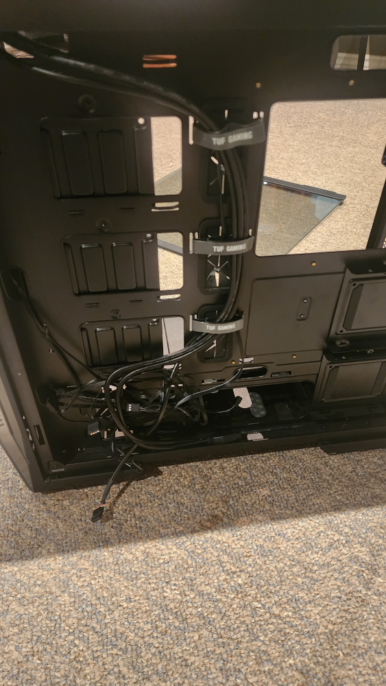ASUS TUF Gaming GT501 PC Case - photo 5