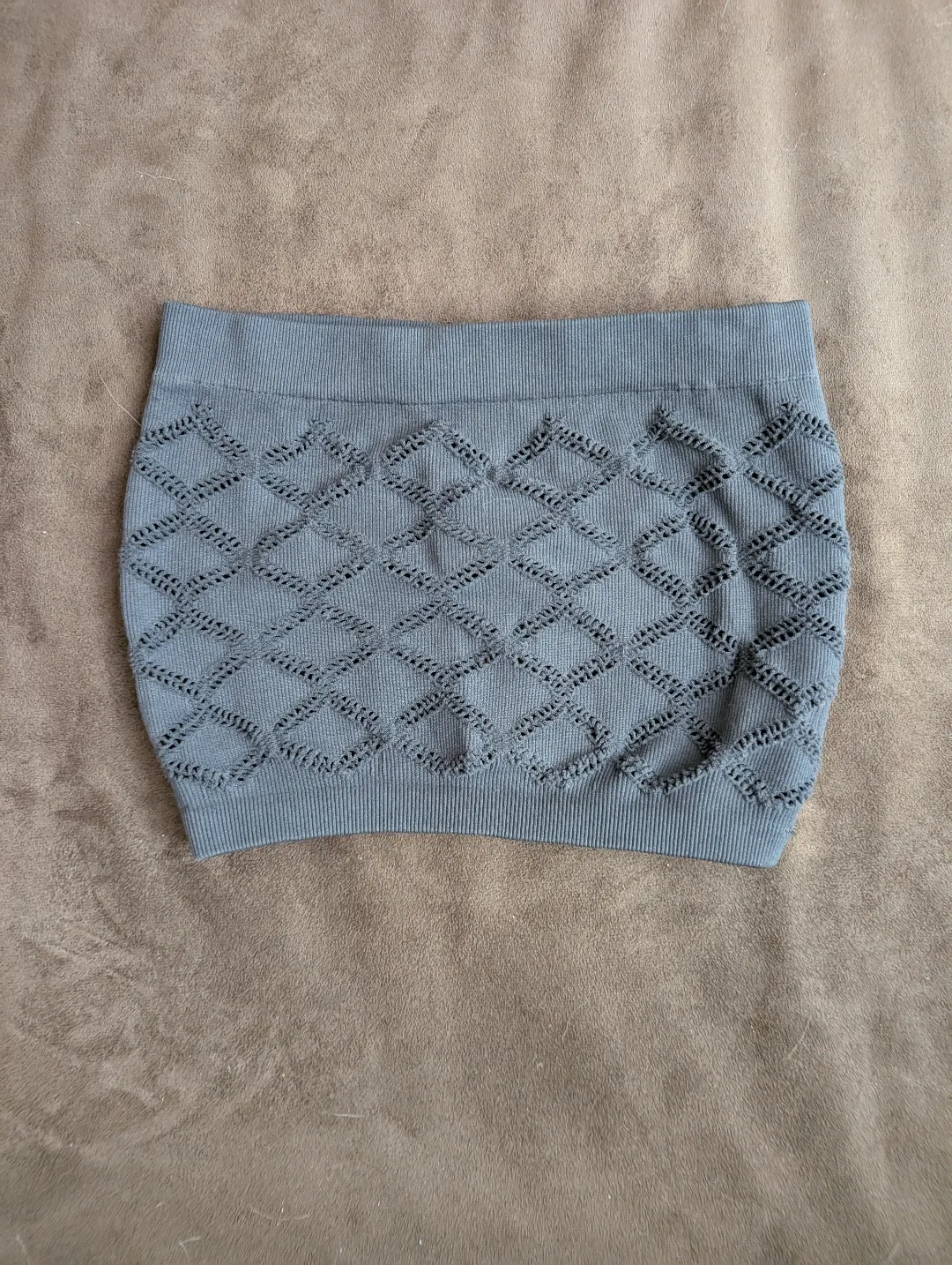 3 Out From Under tank tops XS/S image indicator(5)