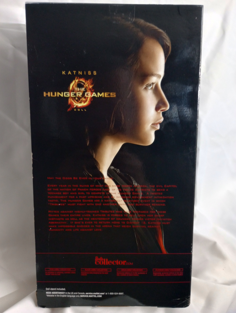 Barbie Collector Hunger Games Katniss Doll - Black Label - photo 4