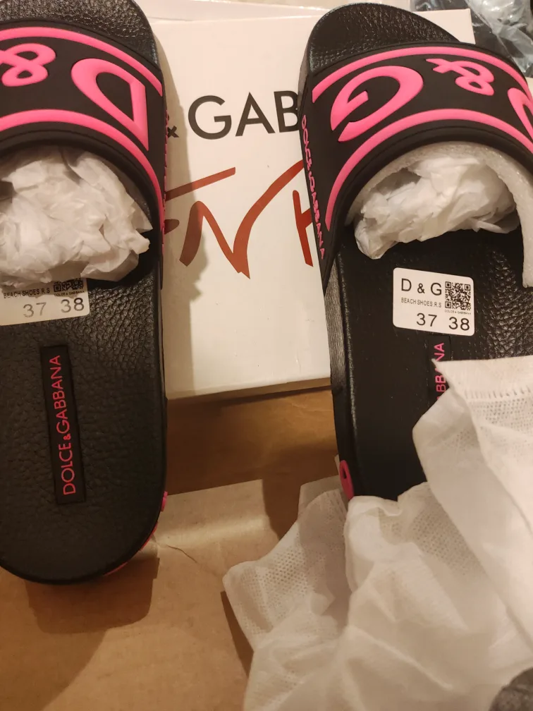 Dolce & Gabbana Slides(sales) image indicator(2)