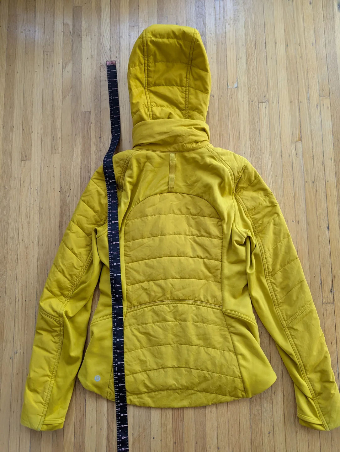 Lululemon Another Mile Puffer Jacket - Size 4 image indicator(5)