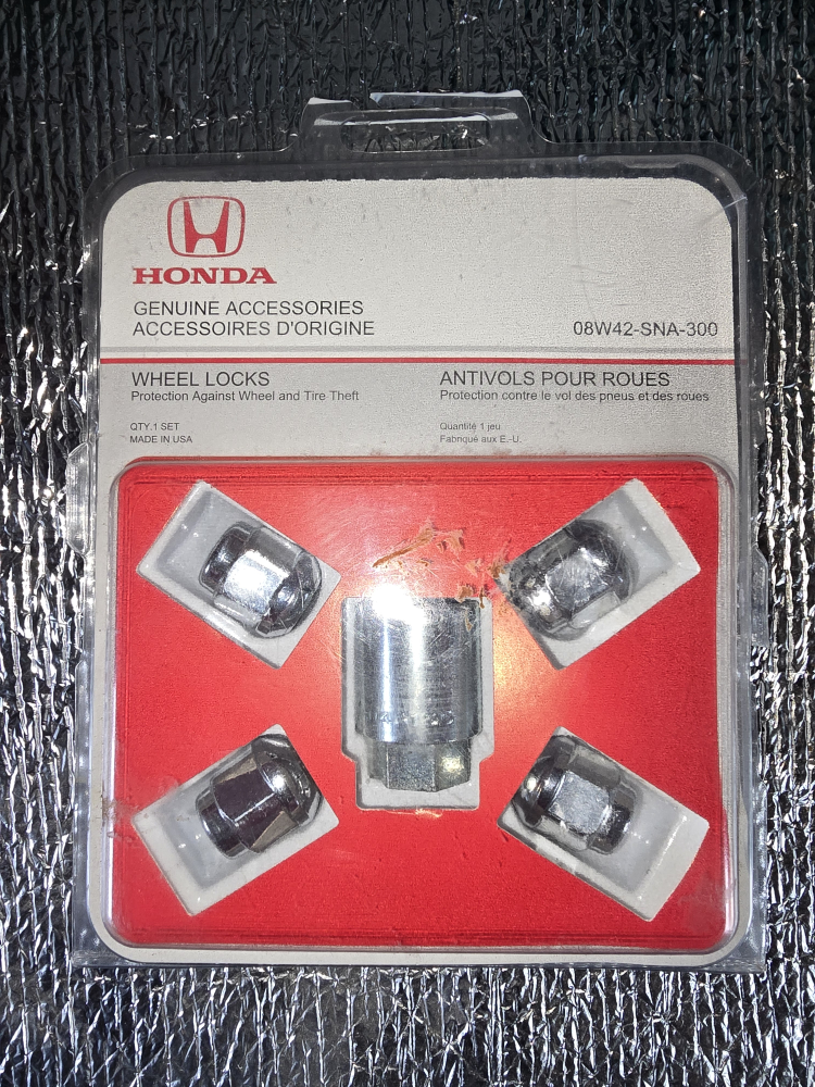 Honda Wheel Locks Set OEM