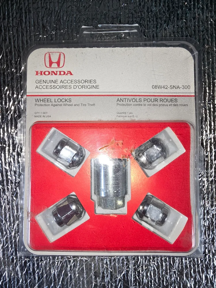 Honda Wheel Locks Set OEM thumbnail