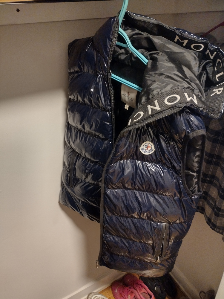 Moncler Puffer Vest - photo 2