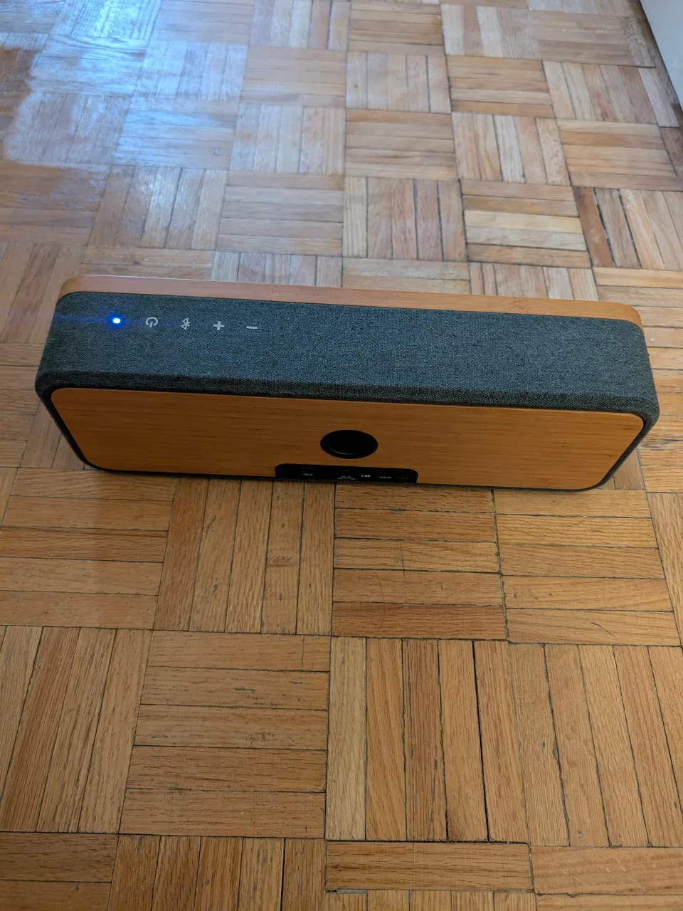 House of Marley Portable Speaker, Wireless Bluetooth image indicator(3)