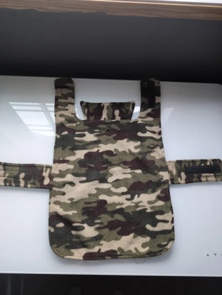 Dog Camo Coat thumbnail