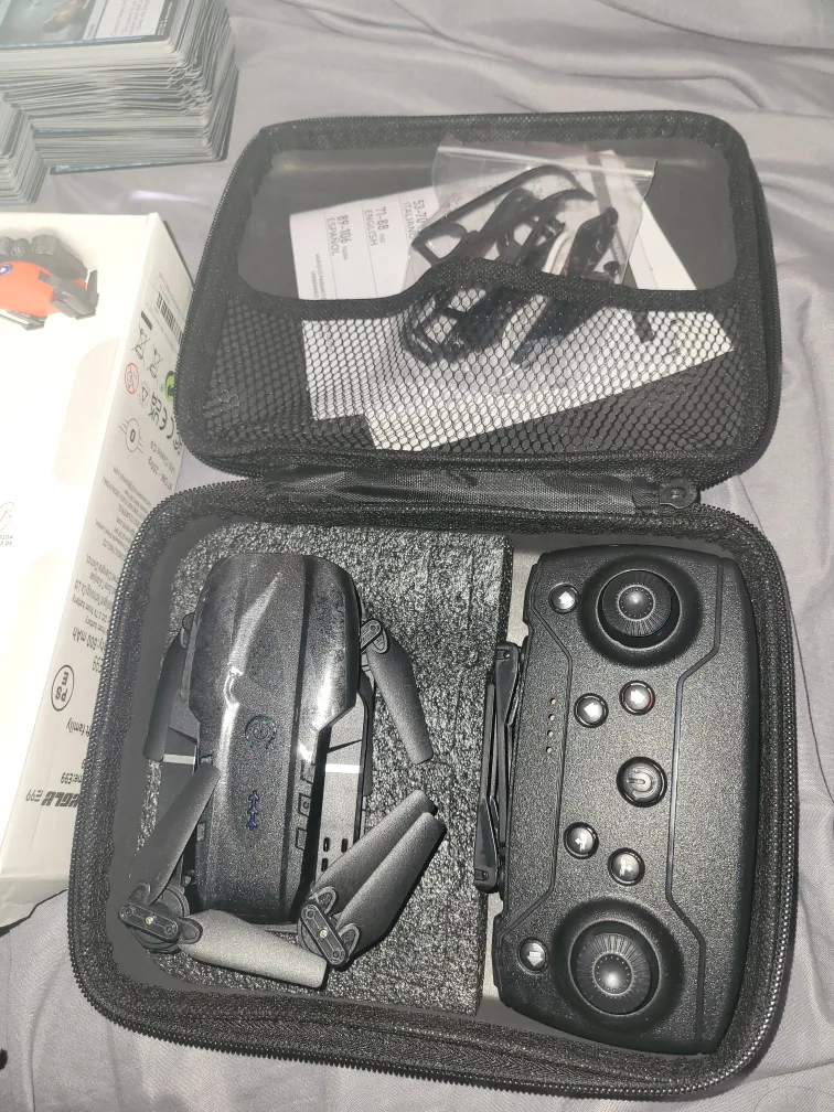 drone with camera image indicator(2)