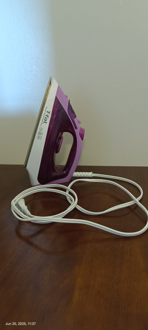 T-fal Steam Essential Plus Ceramic Iron