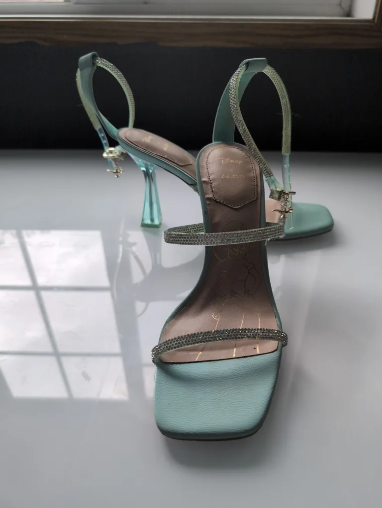 Aldo Disney Princess Jasmine Heel Size 9 thumbnail