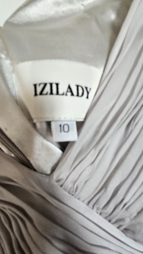 NEGOTIABLE - New IZILADY Formal, Wedding, Prom Dress - Size 10 - photo 2