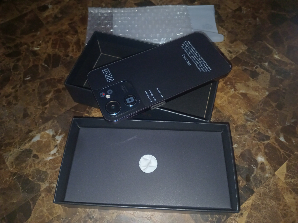 brand new Samsung unlocked $240 Black - photo 4