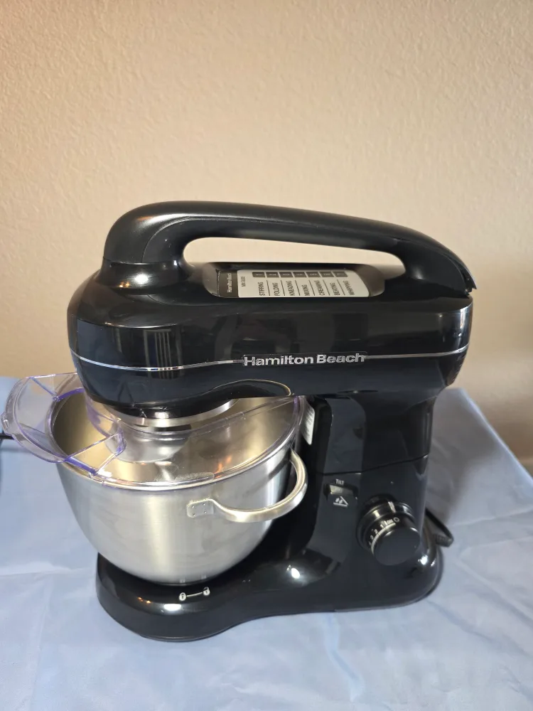 Hamilton Beach Stand Mixer - Black thumbnail