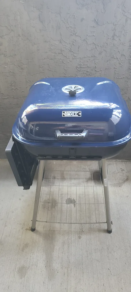 Backyard Grill Charcoal BBQ image indicator(3)