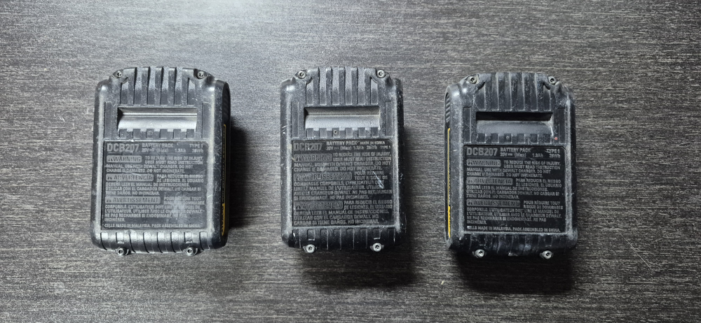DEWALT Battery Pack 20V DCB207 2AH - photo 5