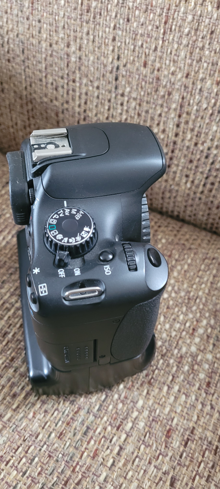 Canon T2i camera - photo 5