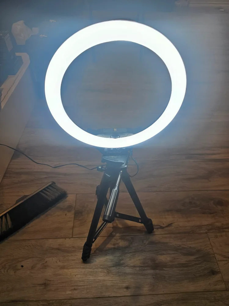 Ring Light with Tripod Stand image indicator(2)