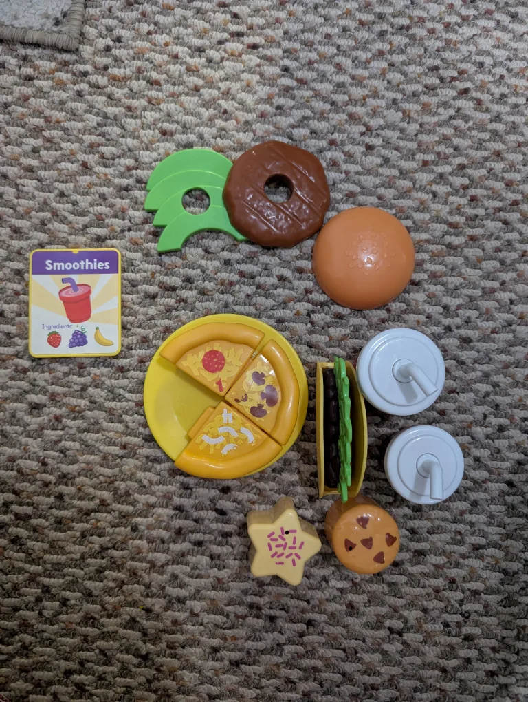 Fisher Price Food Truck Playset image indicator(5)