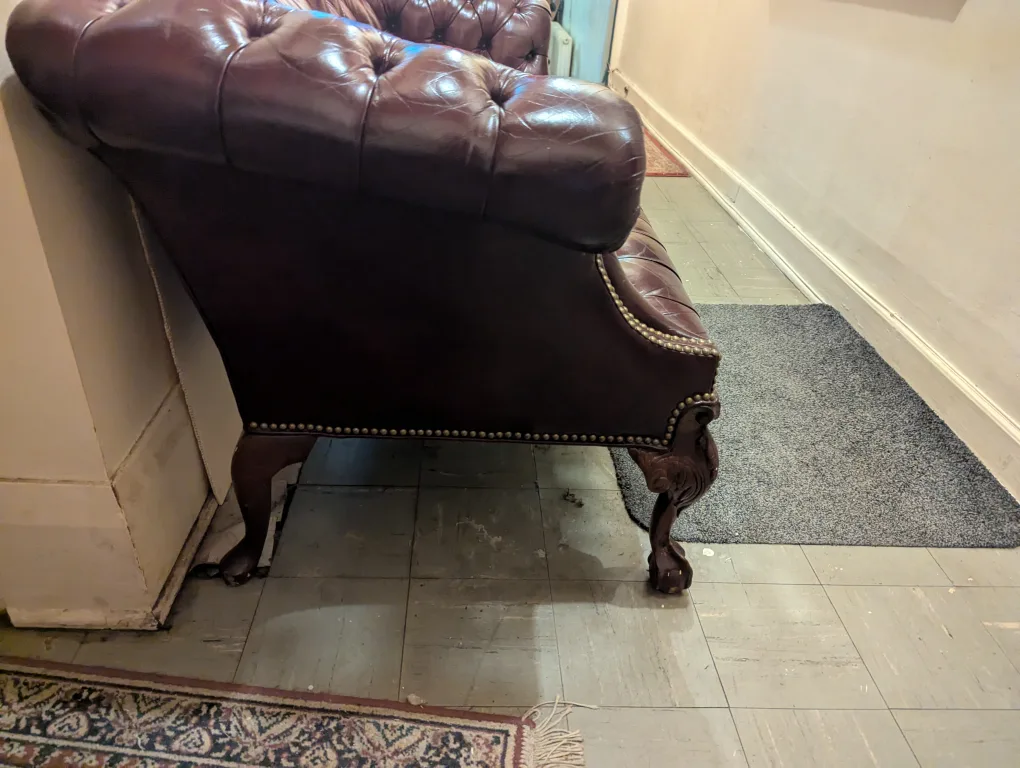 Burgundy Leather Chesterfield Sofa image indicator(7)