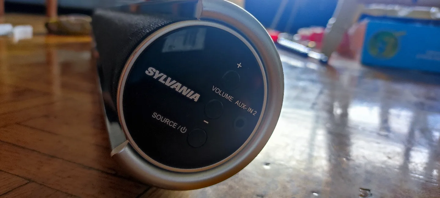 SYLVANIA 32" Bluetooth Soundbar image indicator(2)