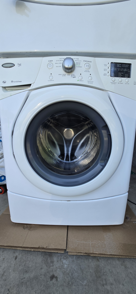 Stackable Whirlpool Duet Washer and Dryer Set - photo 2