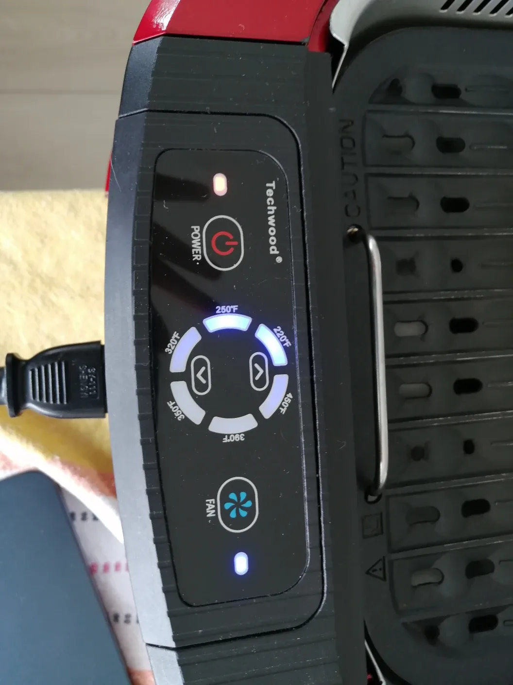 Techwood Electric Indoor Grill image indicator(6)