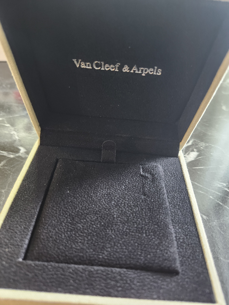 Van Cleef & Arpels Alhambra Bracelet - photo 3