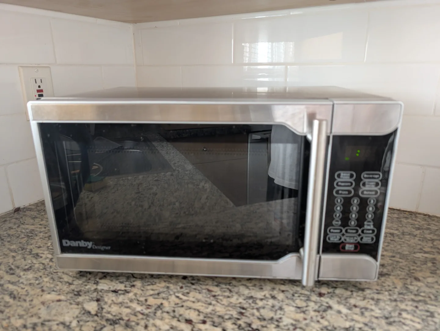 Danby Designer Microwave thumbnail