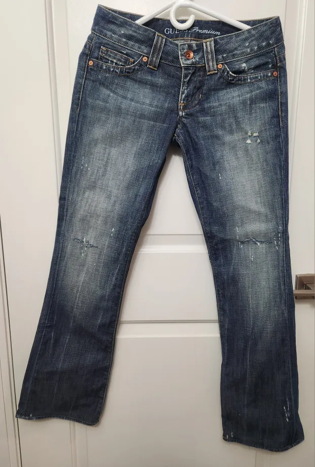 GUESS Premium Blue Jeans+Free gift thumbnail