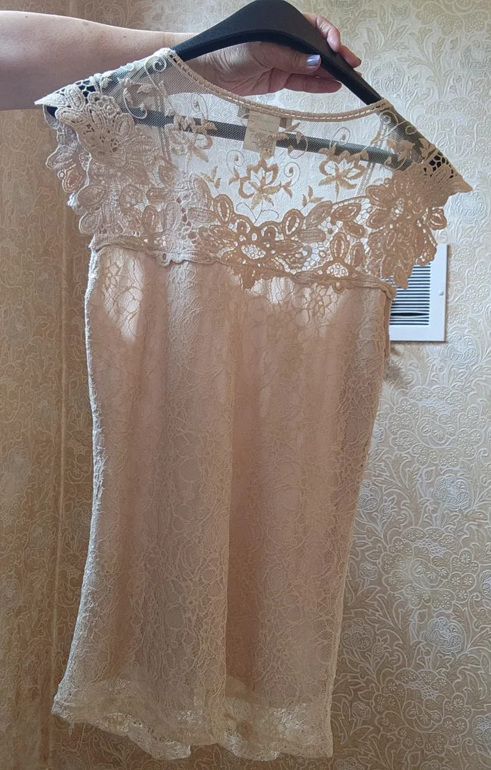 Costa Blanca Lace Top image indicator(2)