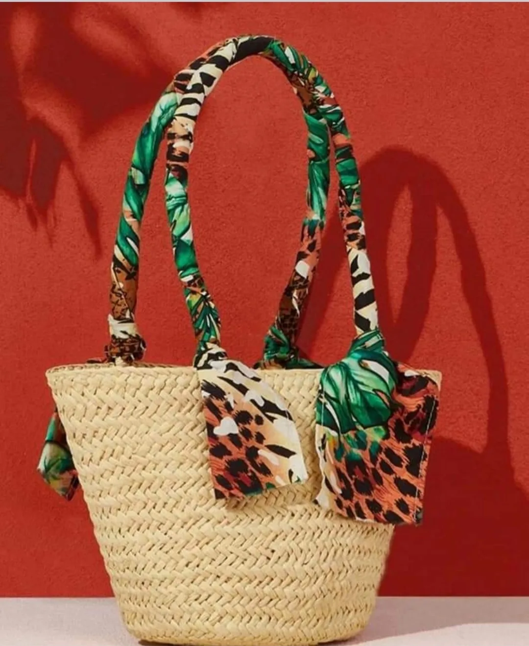 Woven Straw Tote Bag thumbnail