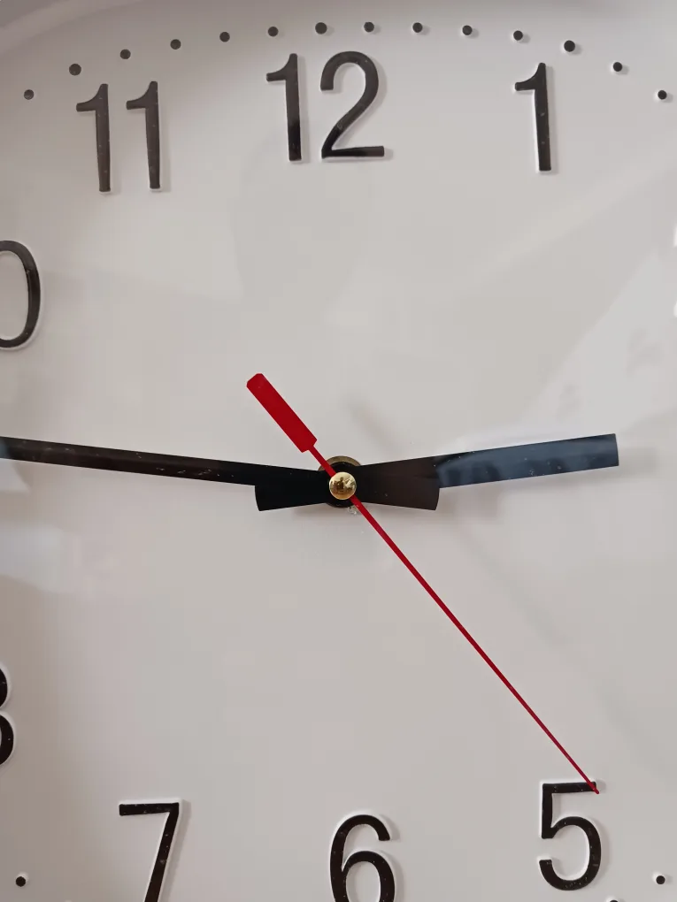 White and Silver Wall Clock image indicator(4)