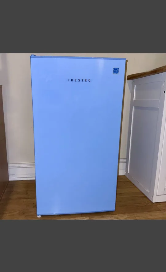 FRESTEC Mini Fridge - 3.1 Cubic Feet (Free Delivery) thumbnail